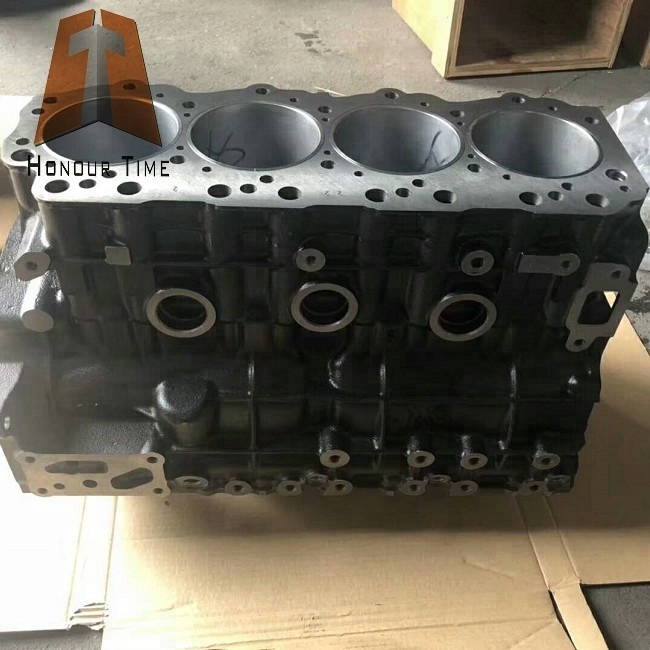 4JG1 cylinder block 1.jpg