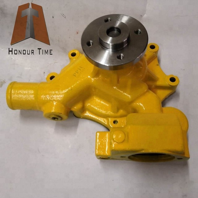 4D95 6204-61-1300 water pump 5.jpg